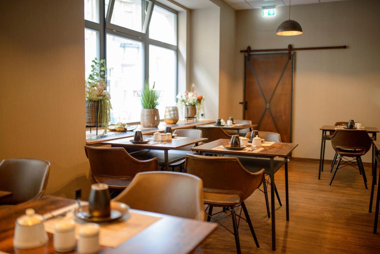Stadthotel Koenig Albert Zittau Bagian luar foto