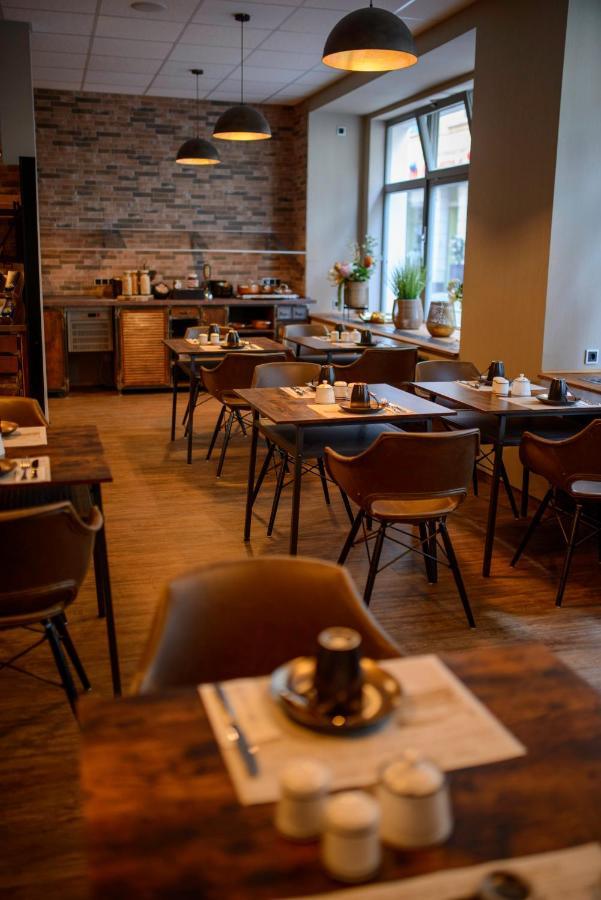 Stadthotel Koenig Albert Zittau Bagian luar foto